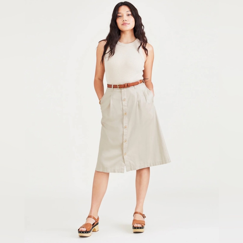 NWT Dockers Midi Skirt in Khaki Size 30 Waist Preppy Casual